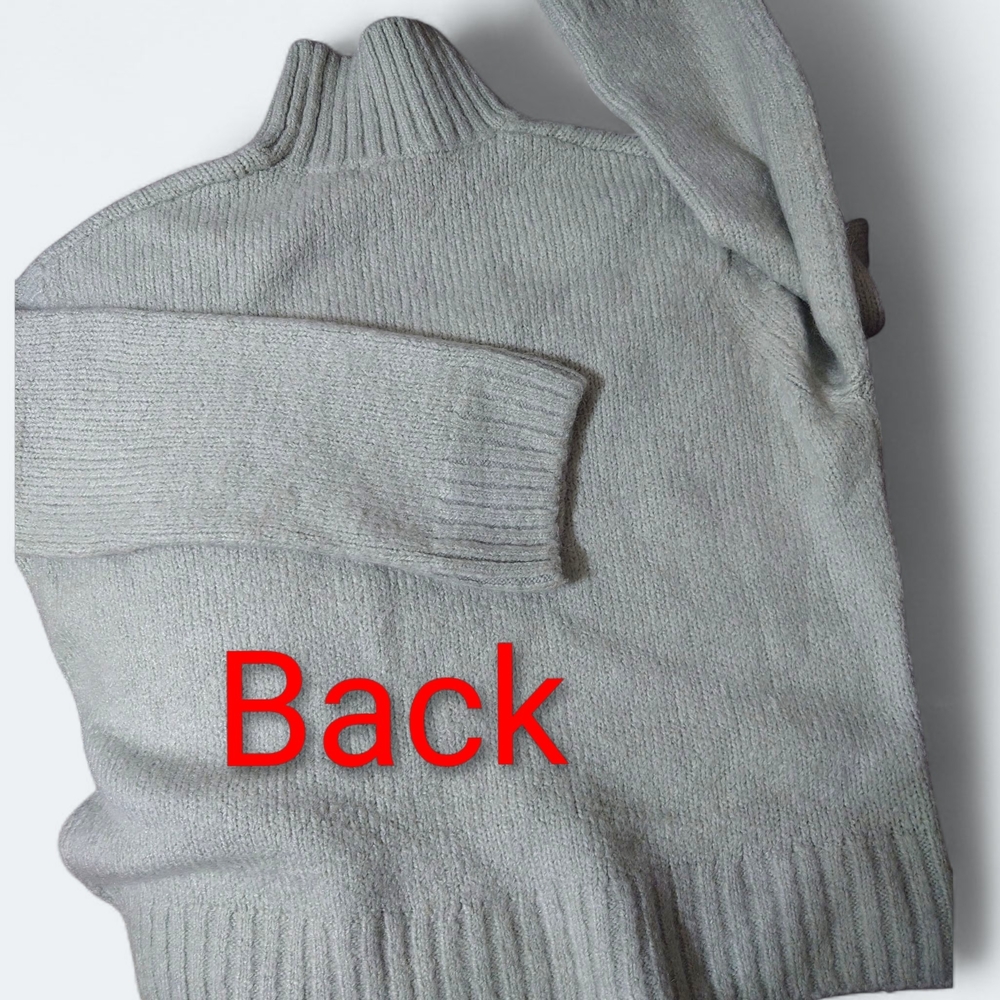 H&M Women's Sage green Turtleneck Sweater - Picture 3 of 4